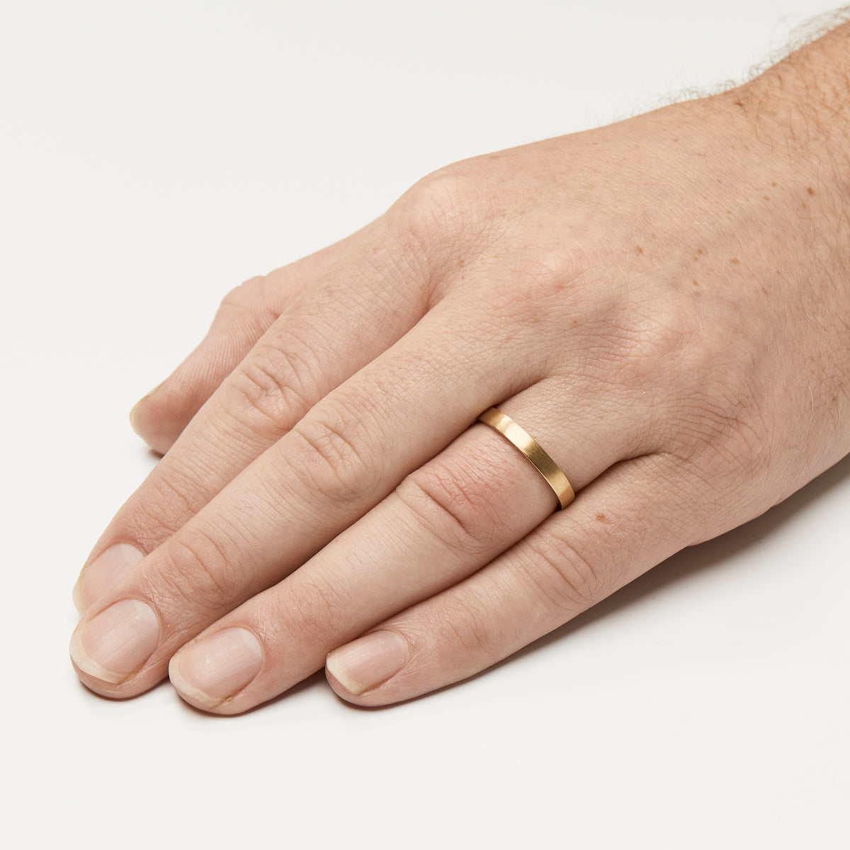 Half Moon Band in 20K Peach Gold- 3mm – Reinstein Ross