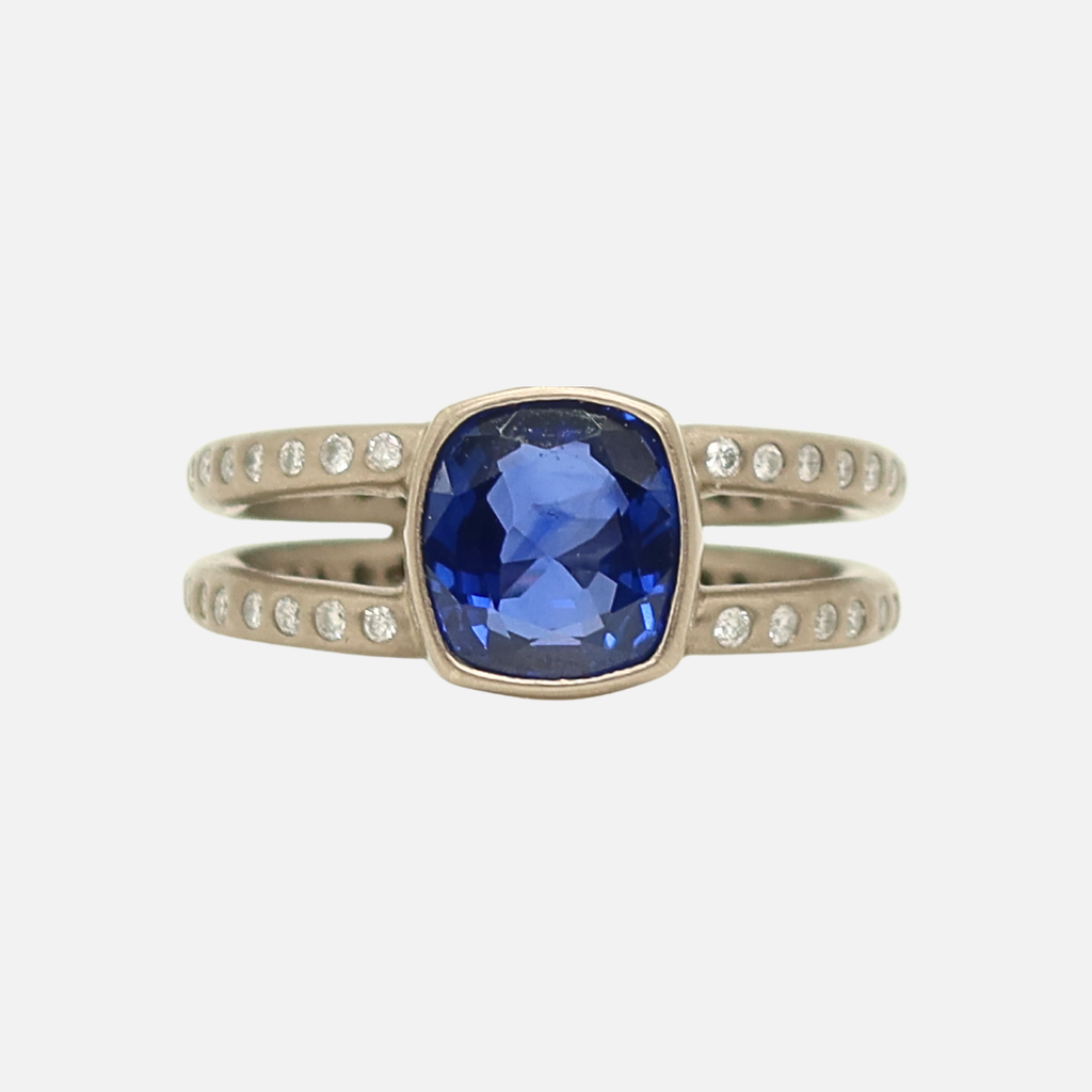 Lightdance Cushion Cut Blue Sapphire and Diamond Ring in 18K Alpine Gold