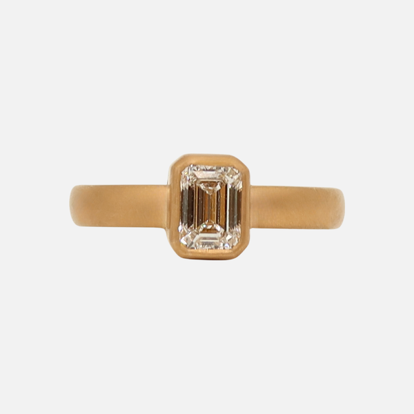 Sonoma Emerald Cut Diamond Ring in 22K Apricot Gold