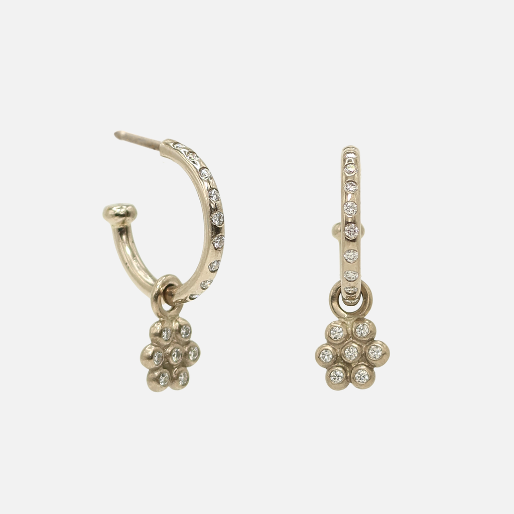 Snowdrop Small Drops with Diamonds in 18K Alpine Gold