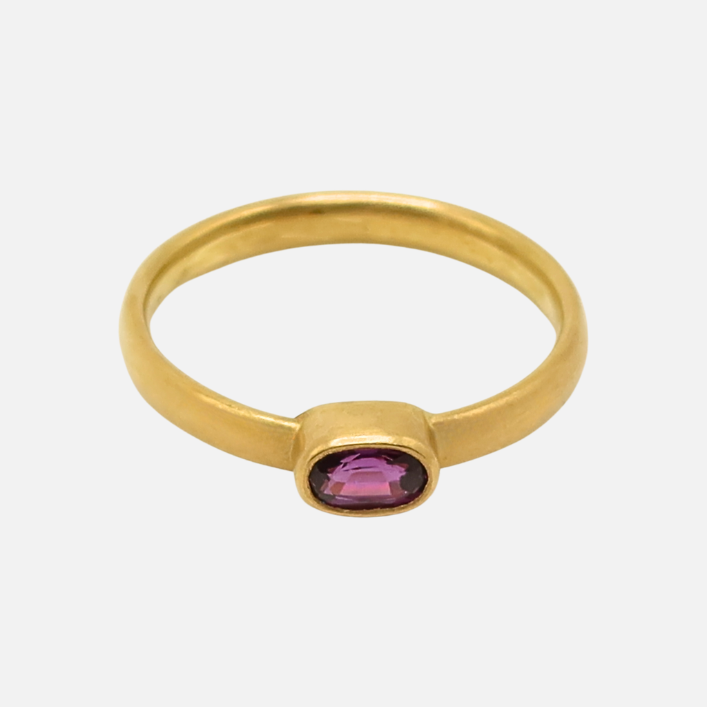 Sonoma Mini Oval Dark Purple Sapphire Ring in 20K Peach Gold