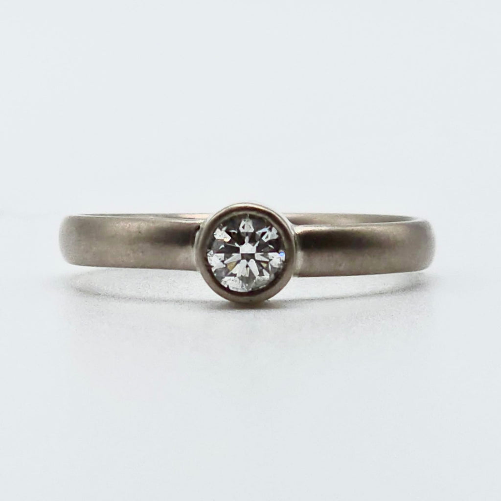 Sonoma Mini Round Diamond Ring in 18K Alpine Gold Reinstein Ross Goldsmiths