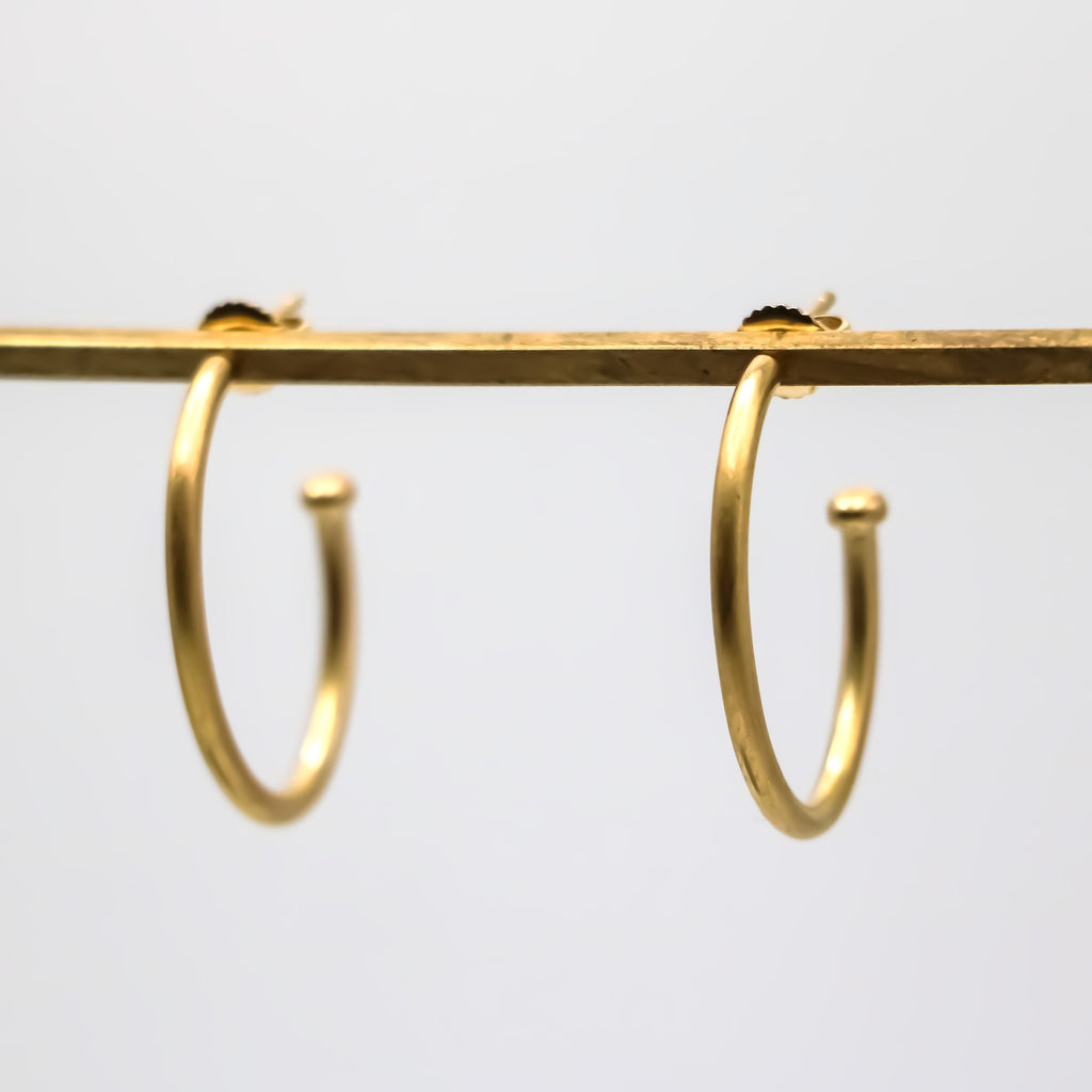 Hoopstock Large Oval Hoops in 20K Peach Gold