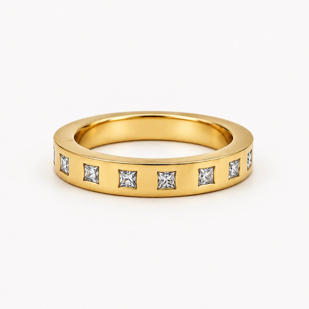 Astor Square Diamond Band in 18K Yellow Gold- 4mm