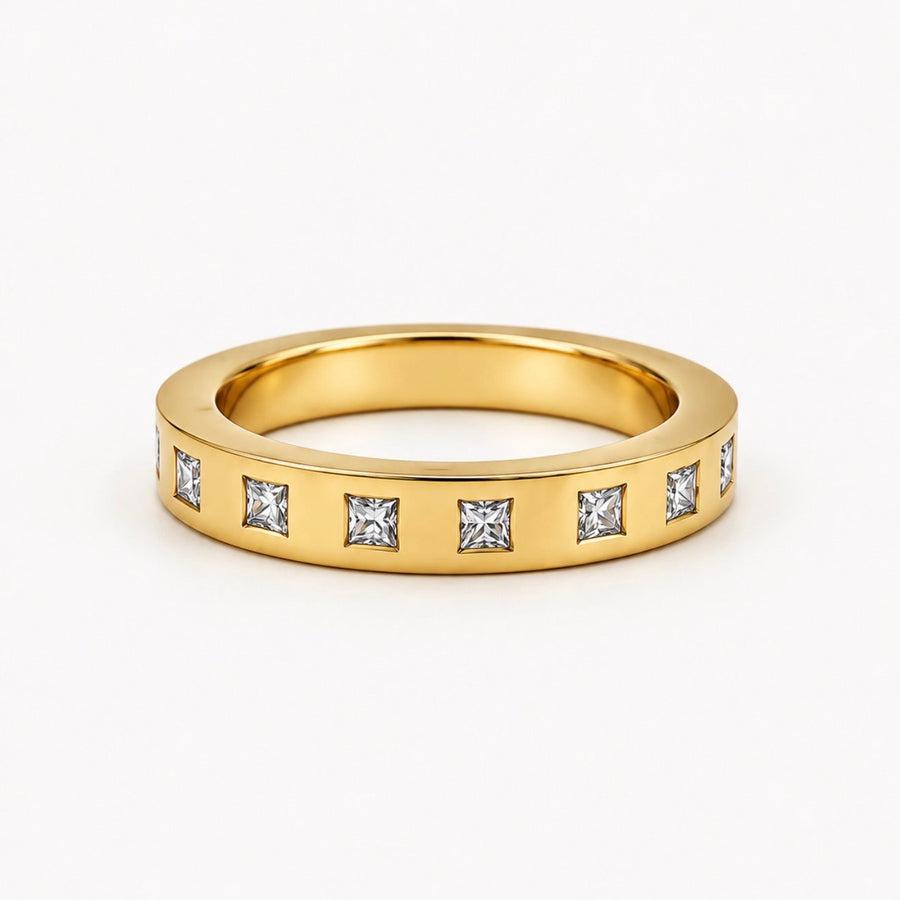 Astor Square Diamond Band in 18K Yellow Gold- 4mm