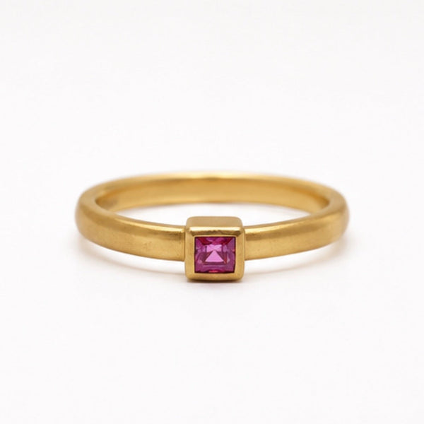 Sonoma Mini Square Cut Pink Sapphire Ring in 20K Peach Gold