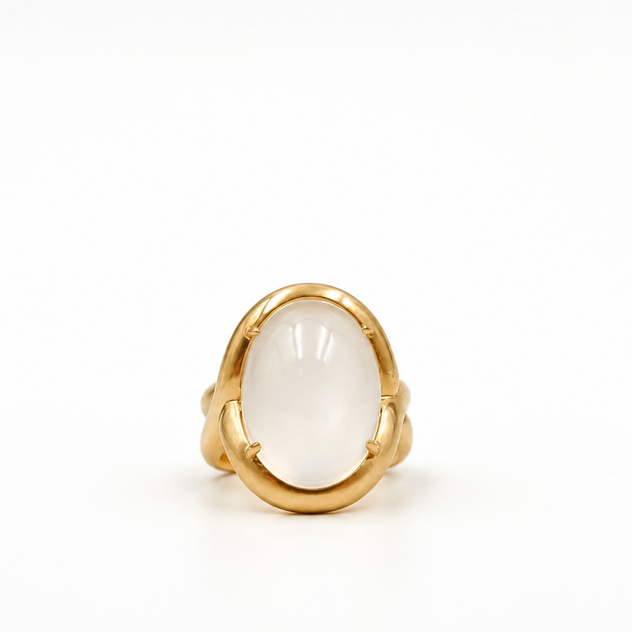 Duomo Oval Cabochon Moonstone Ring in 18K Yellow Gold