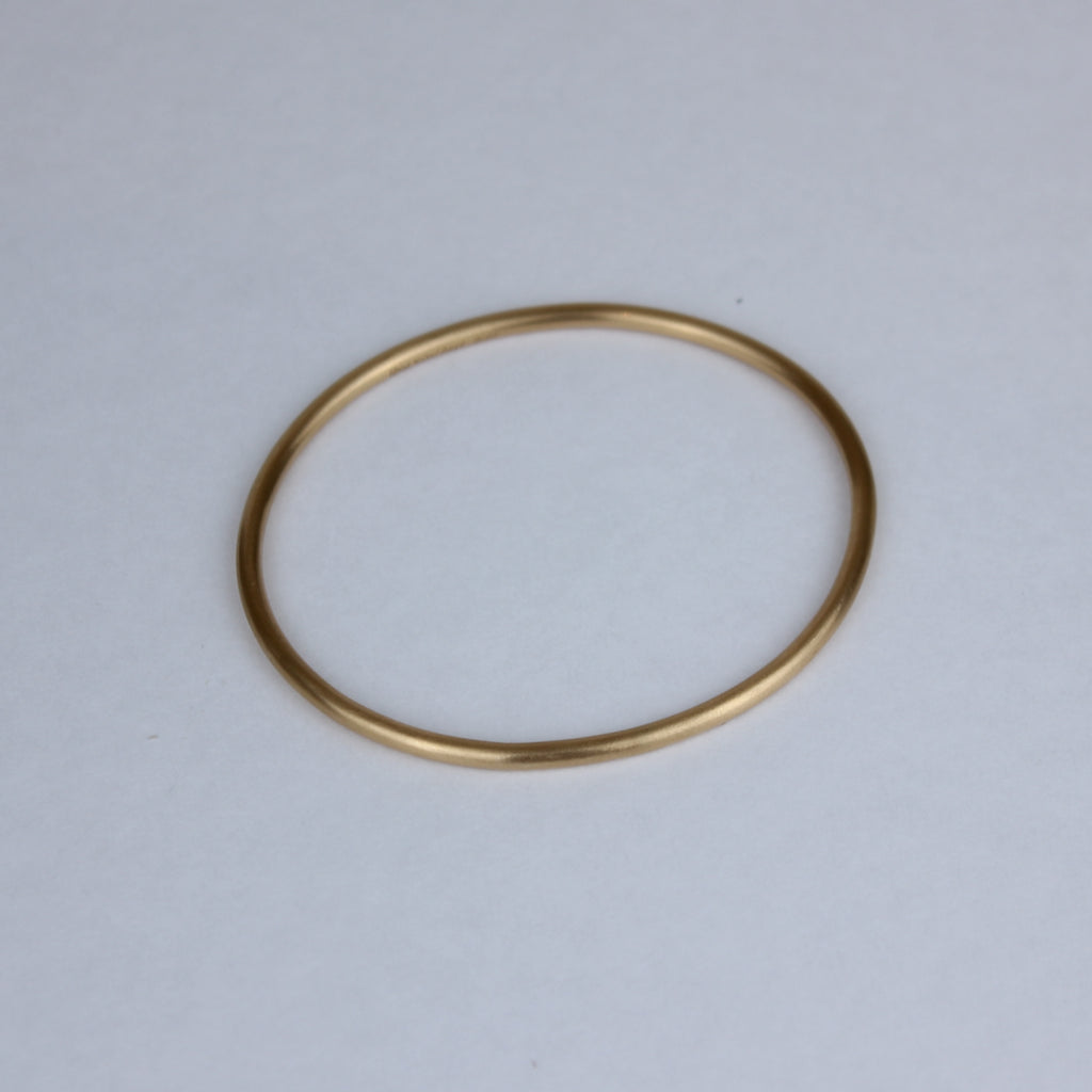Round Oval Bangle in 20K Peach Gold- 3mm