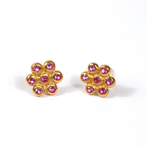 Snowdrop Large Pink Sapphire Stud in 20K Peach Gold Reinstein Ross Goldsmiths