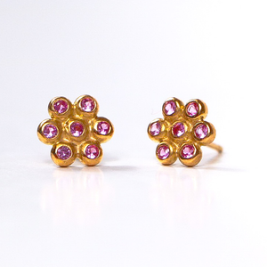 Snowdrop Large Pink Sapphire Stud in 20K Peach Gold Reinstein Ross Goldsmiths