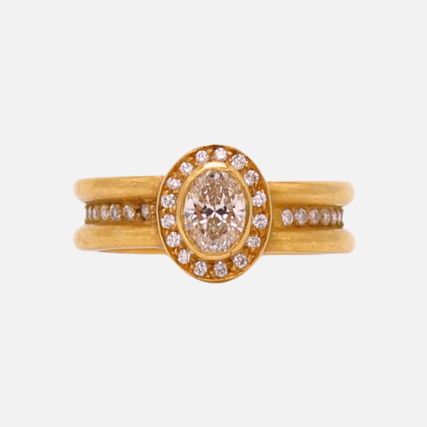 Shimmer Sahara Oval Diamond Ring in 22K Apricot Gold