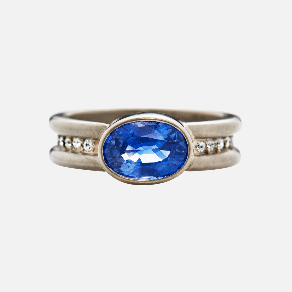 Shimmer Oval Blue Sapphire Ring in 18K Alpine Gold