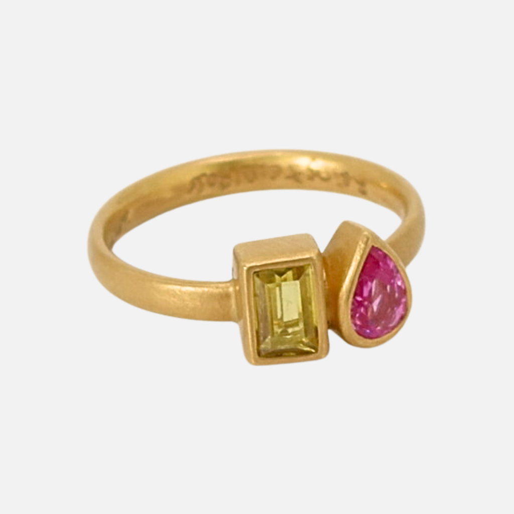 Sonoma Mini Toi Moi Pink and Yellow Sapphire Ring in 20K Peach Gold Reinstein Ross Goldsmiths