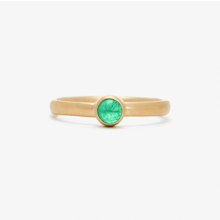 Sonoma Mini Round Cabochon Emerald Ring in 20K Peach Gold Reinstein Ross Goldsmiths