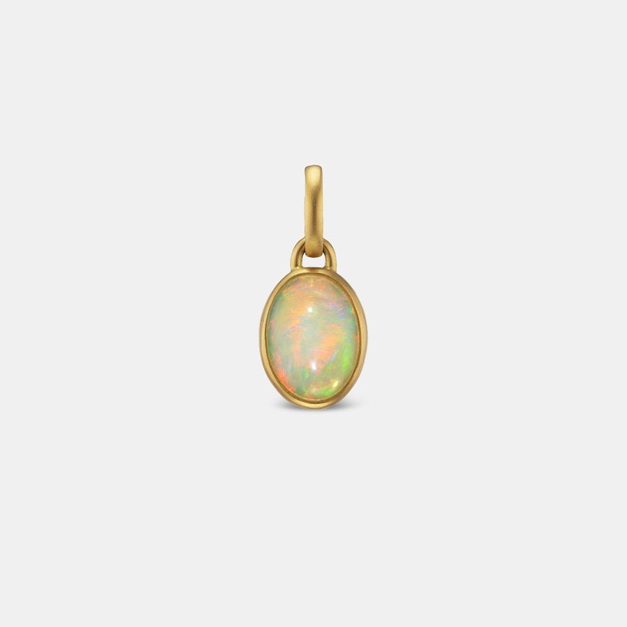 Sonoma Oval Ethiopian White Opal Pendant in 20K Peach Gold