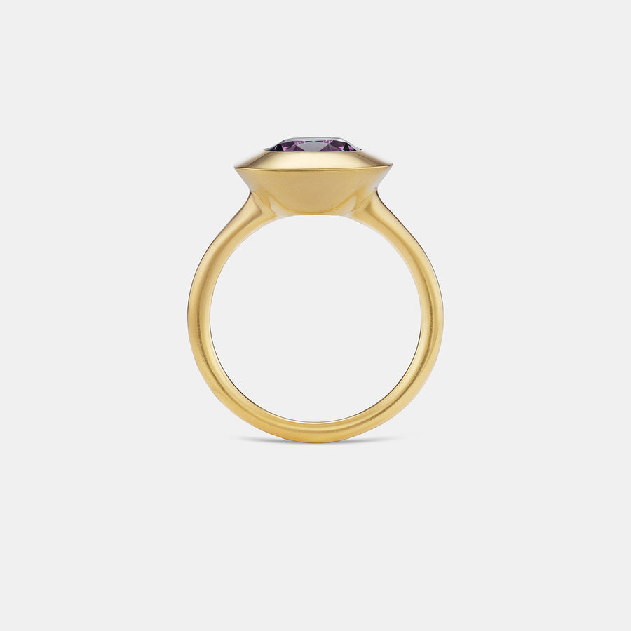 Duomo Purple-Grey Spinel Ring in 18K Yellow Gold