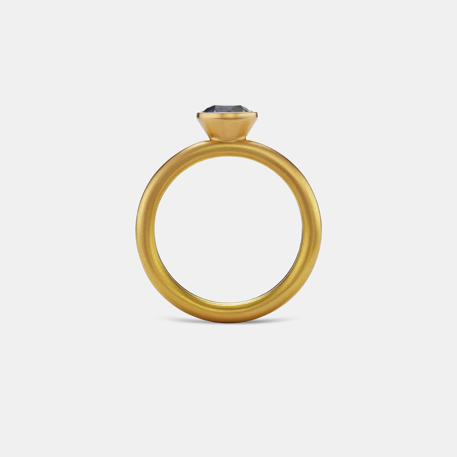 Leslie Round Montana Sapphire Ring in 20K Peach Gold- 4mm