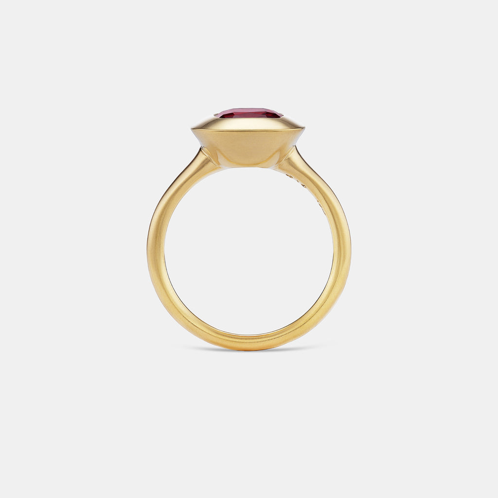 Duomo Dark Pink Tourmaline Ring in 18K Yellow Gold