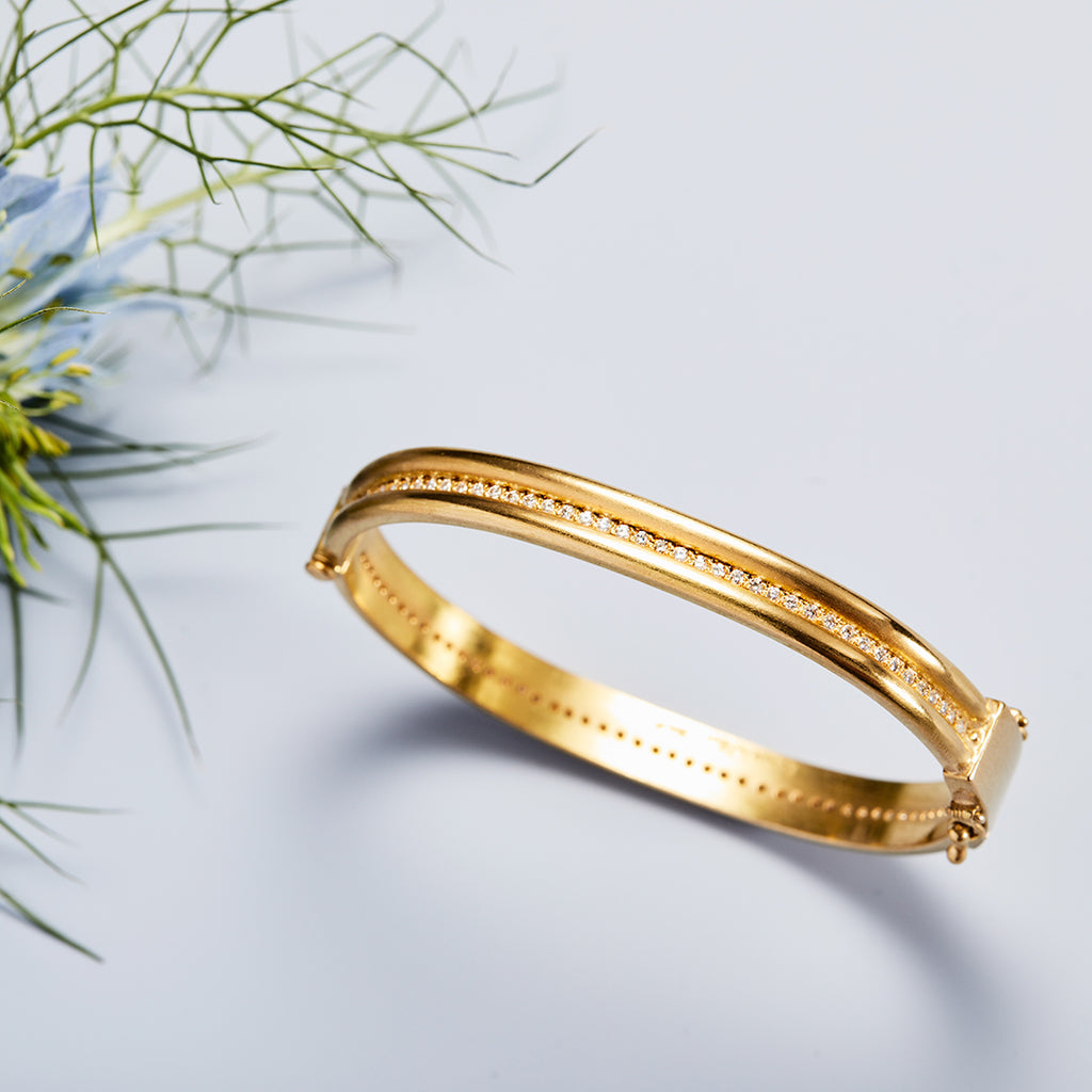 Shimmer Diamond Hinged Bangle in 20K Peach Gold- 4mm