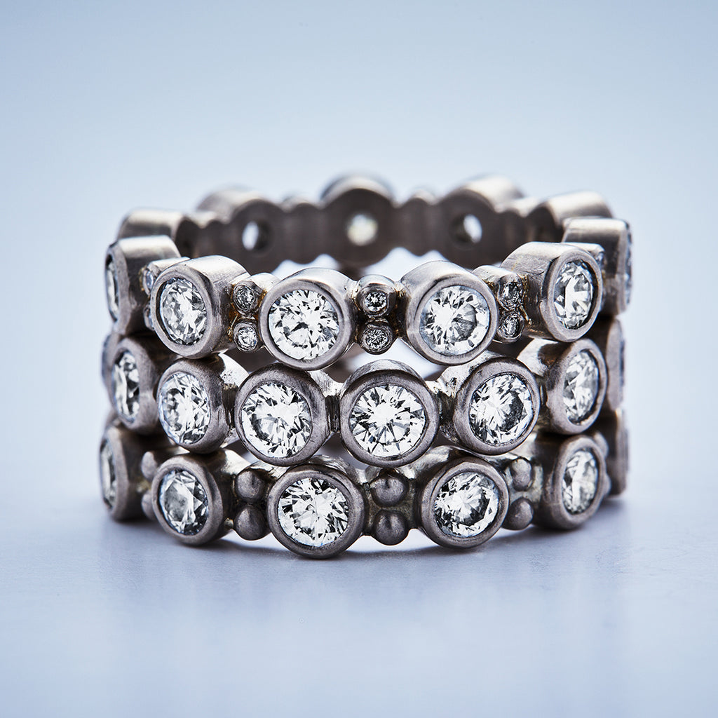 Garland Diamond and Pave Band in 18K Alpine Gold
