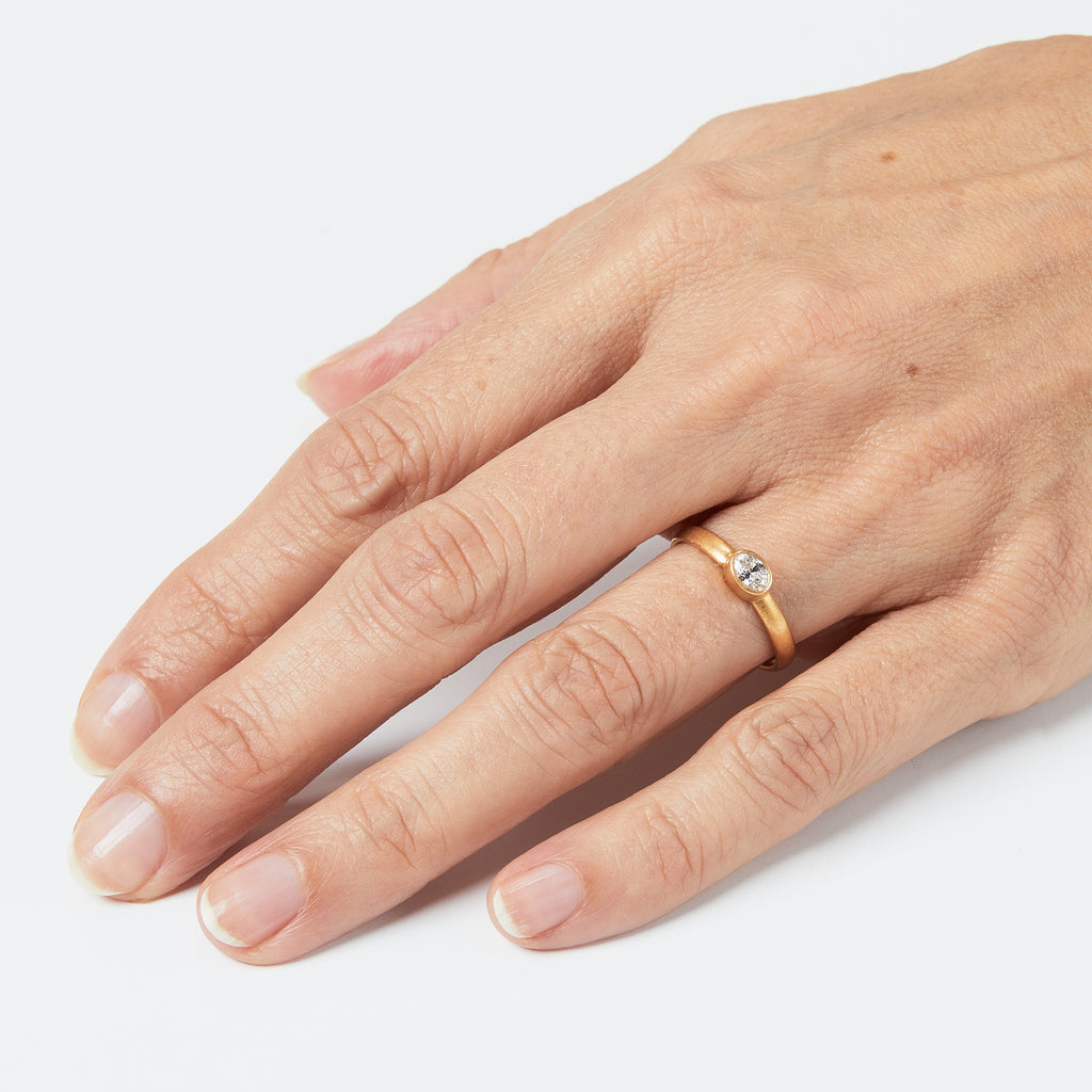 Sonoma Mini Oval White Diamond Ring in 22K Apricot Gold Reinstein Ross Goldsmiths