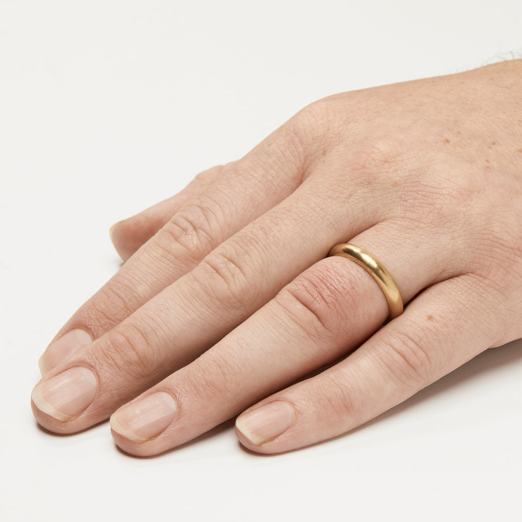 Half Round Band in 20K Peach Gold- 4mm