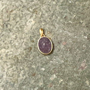 Sedona Large Oval Carved Grey Sapphire Pendant in 22K Nectar Gold Reinstein Ross Goldsmiths