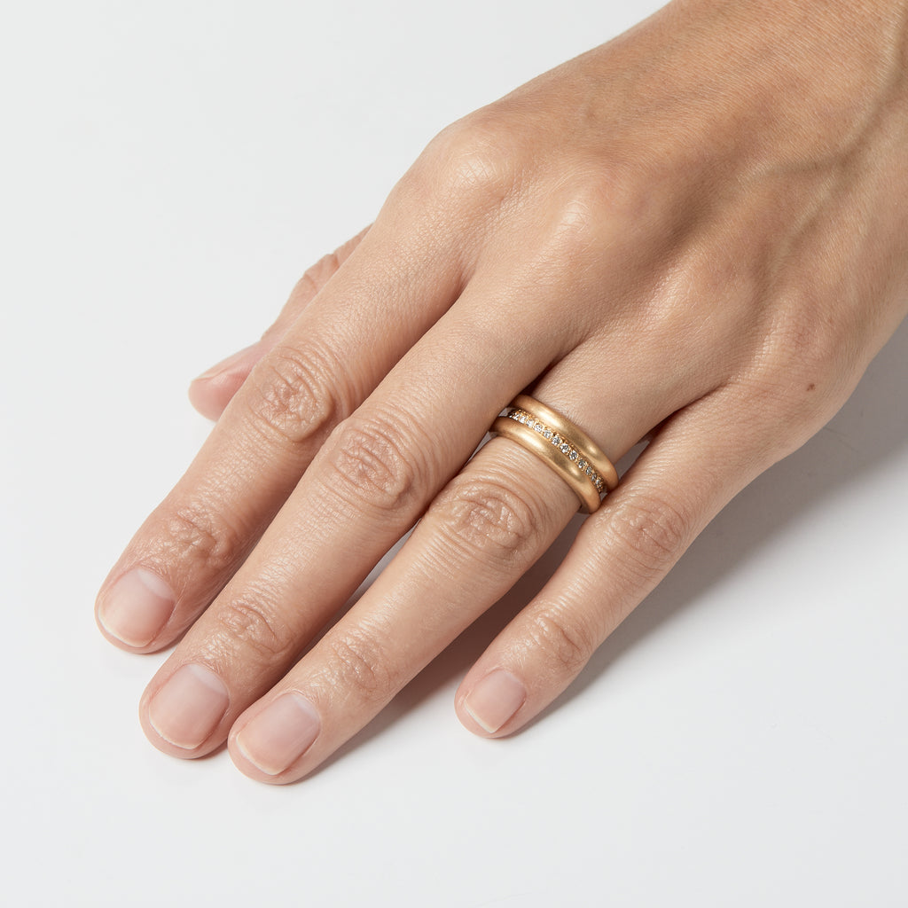 Shimmer Diamond Band in 22K Apricot Gold